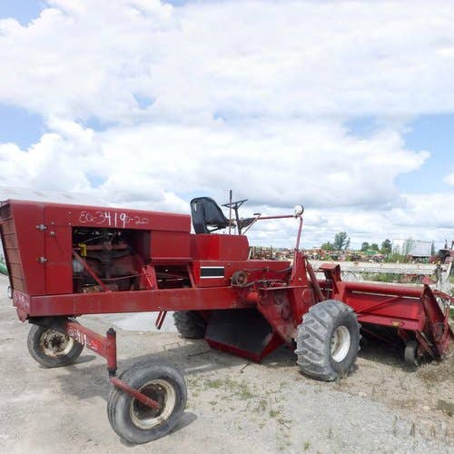 Used International 4000 Hay Cutting parts.