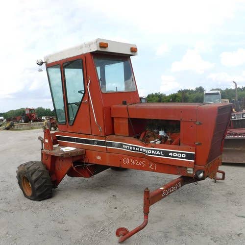 Used International 4000 Hay Cutting parts.