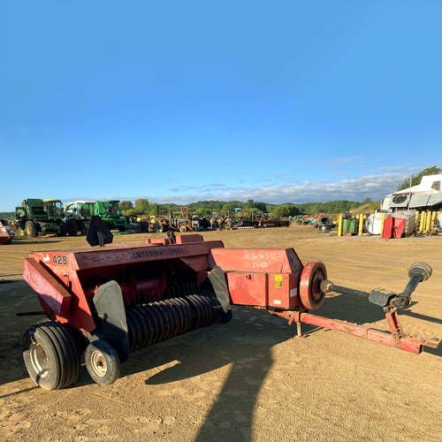 Used International 428 Baler Parts Used International 428 Baler Parts