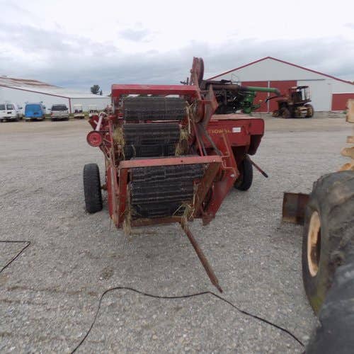Used International 430 Baler parts.