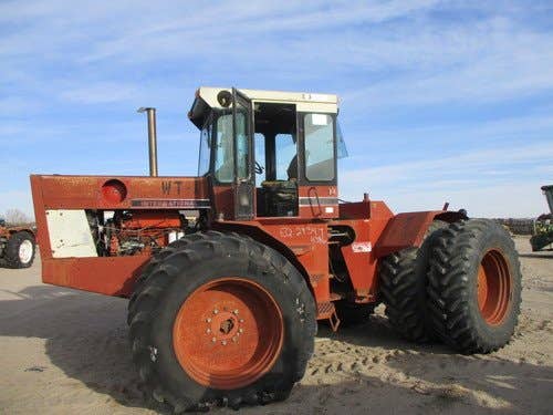 Used International 4386 Tractor parts.
