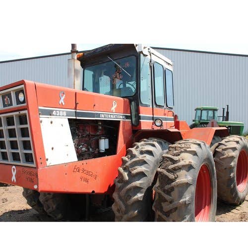 Used International 4386 Tractor parts.