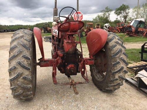 Used International 450 Tractor parts.