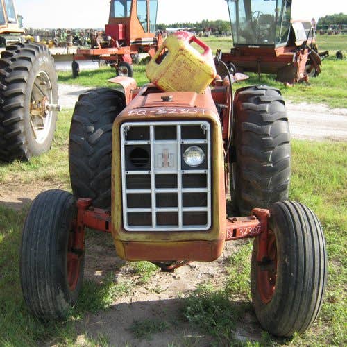 Used International 454 Tractor Parts Used International 454 Tractor Parts