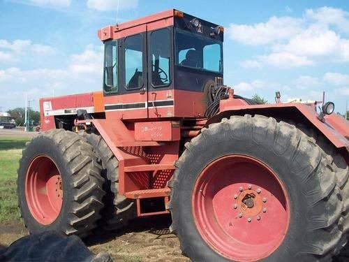 Used International 4586 Tractor parts.