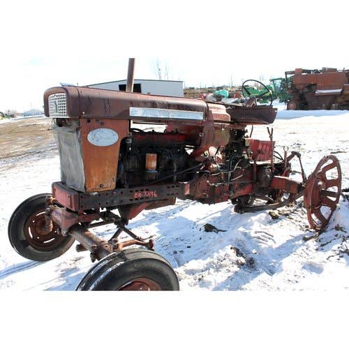 1963 Used International 460 Tractor parts.