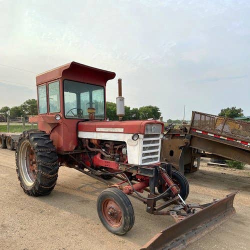 1963 Used International 460 Tractor parts.