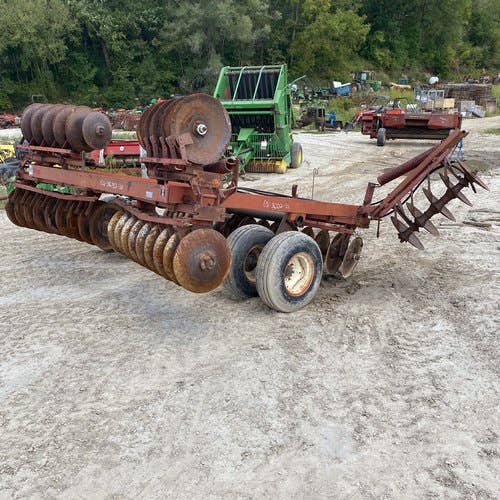 Used International 470 Tillage parts.