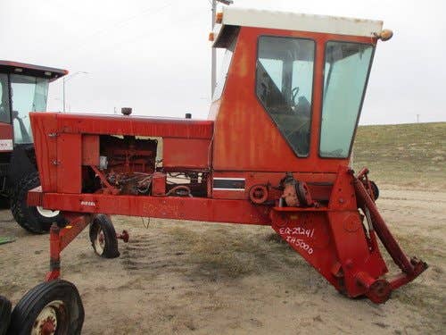 Used International 5000 Hay Cutting parts.