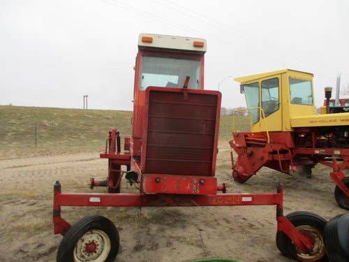 Used International 5000 Hay Cutting parts.