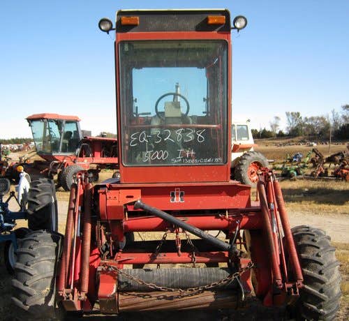Used International 5000 Hay Cutting parts.