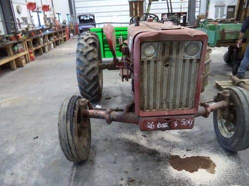 Used International 504 Tractor parts.
