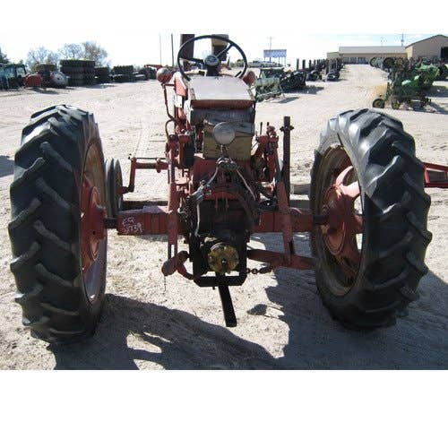 Used International 504 Tractor parts.