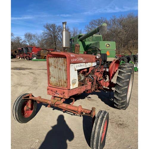 Used International 504 Tractor parts.