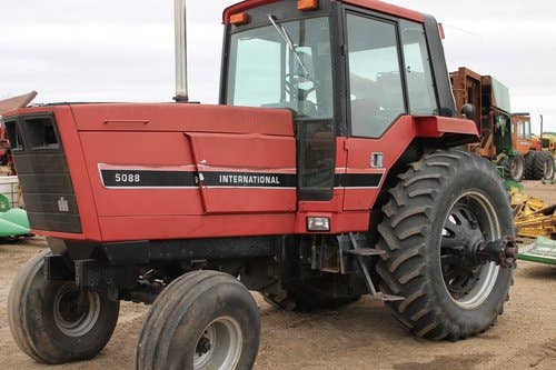 Used International 5088 Tractor parts.