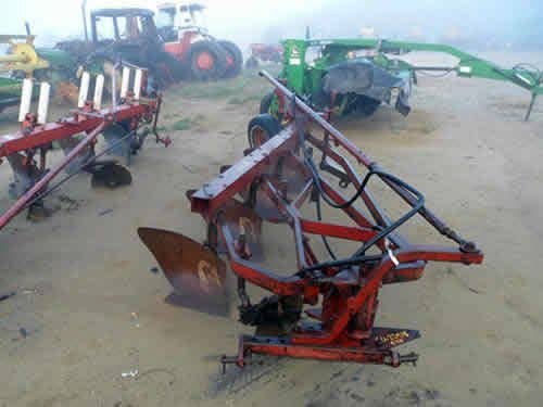 Used International 540 Tillage parts.