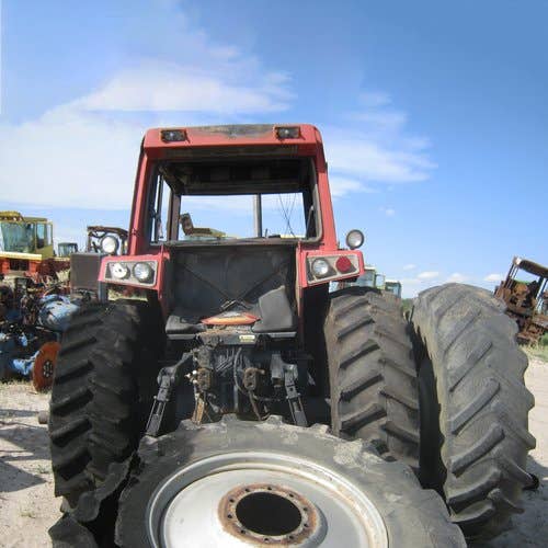 Used International 5488 Tractor parts.