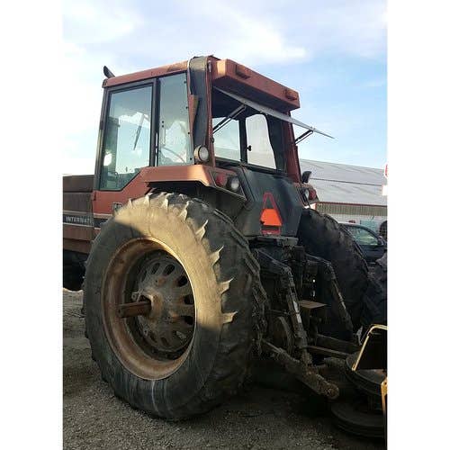 Used International 5488 Tractor parts.