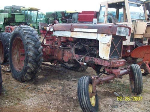 Used International 560 Tractor parts.