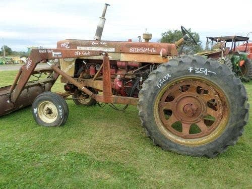 Used International 560 Tractor parts.