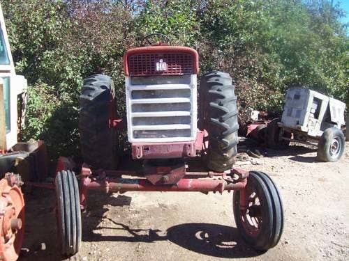 Used International 560 Tractor parts.