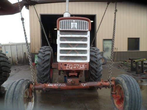 Used International 560 Tractor parts.