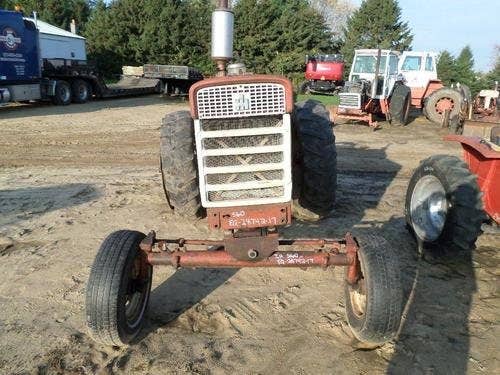 Used International 560 Tractor parts.