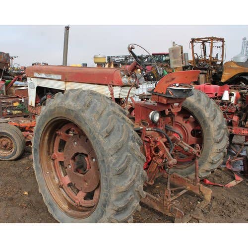 Used International 560 Tractor parts.