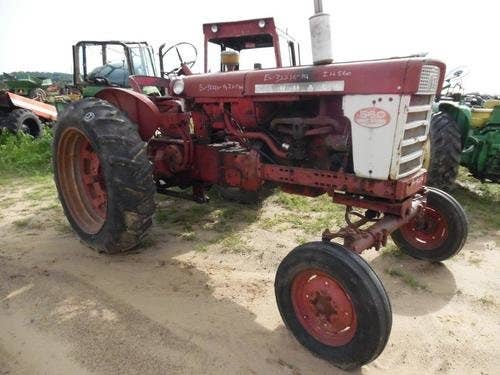 Used International 560 Tractor parts.