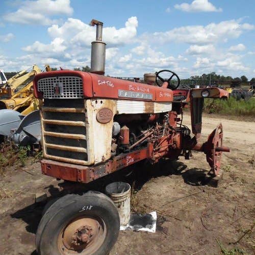 Used International 560 Tractor parts.