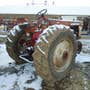 Used International 560 Tractor parts. Used International 560 Tractor parts.