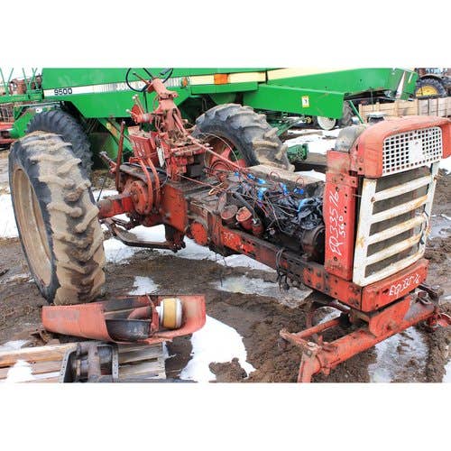 Used International 560 Tractor parts.