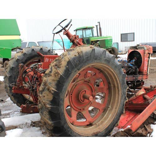 Used International 560 Tractor parts.