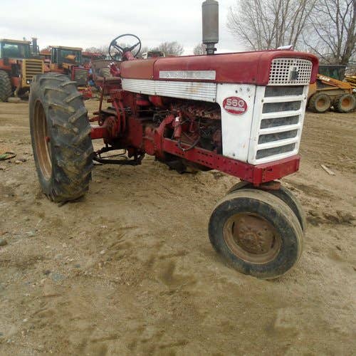 Used International 560 Tractor parts.