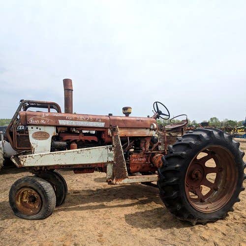 Used International 560 Tractor parts.