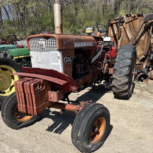 Used International 560 Tractor parts.