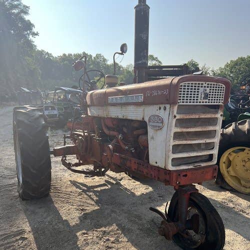 Used International 560 Tractor parts.