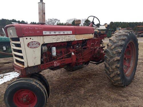Used International 560 Tractor parts.