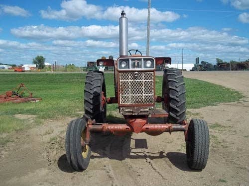 Used International 686 Tractor parts.