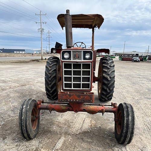 Used International 686 Tractor parts.