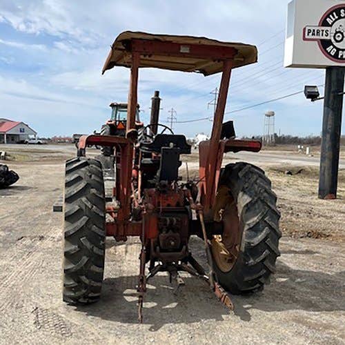 Used International 686 Tractor parts.