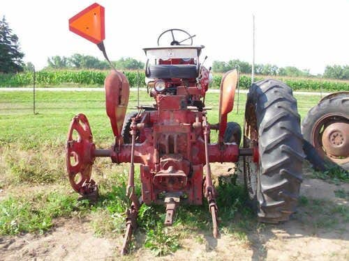 Used International 706 Tractor parts.
