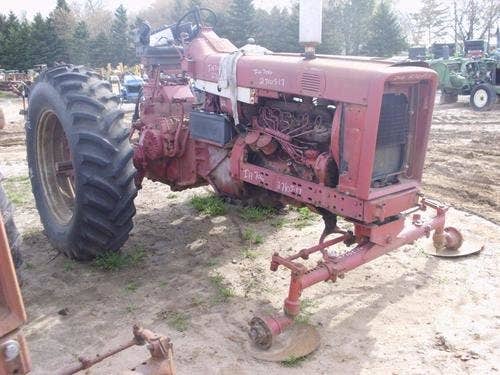 Used International 706 Tractor Parts Used International 706 Tractor Parts