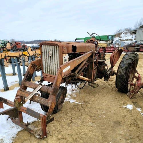 Used International 706 Tractor Parts Used International 706 Tractor Parts
