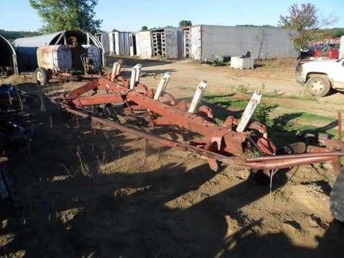 Used International 710 Tillage parts.