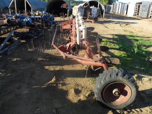 Used International 710 Tillage parts.