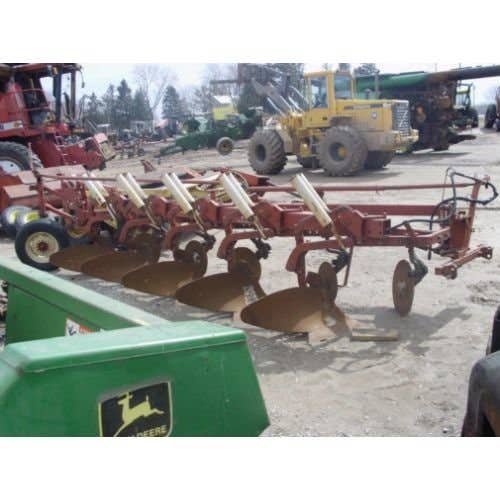 Used International 710 Tillage parts.