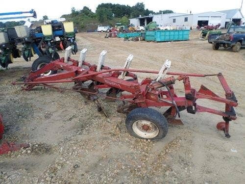 Used International 710 Tillage parts.