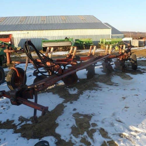 Used International 710 Tillage parts.