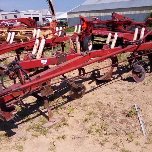 Used International 710 Tillage parts.